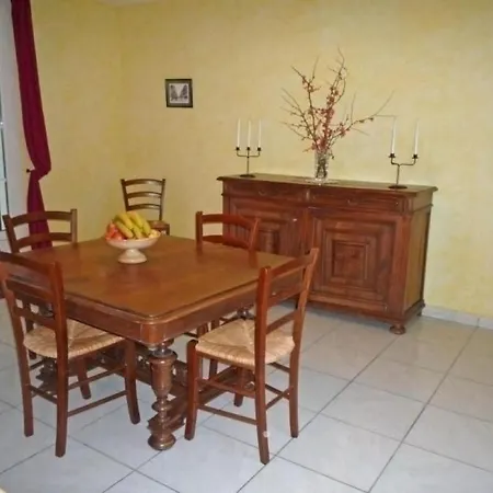 Avensan, 3 Pieces, 4 Personnes - Fr-1-440-315 Casa de Férias Avensan